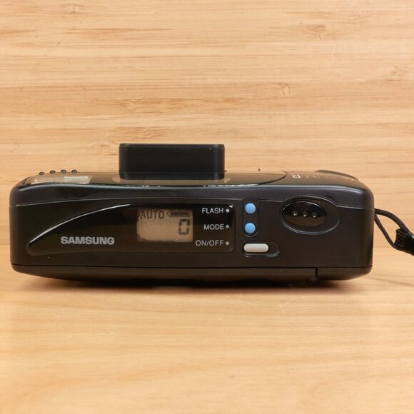 Samsung AF-Slim R 35mm Point & Shoot Film Camera / Tested & Working - Picture 4 of 9